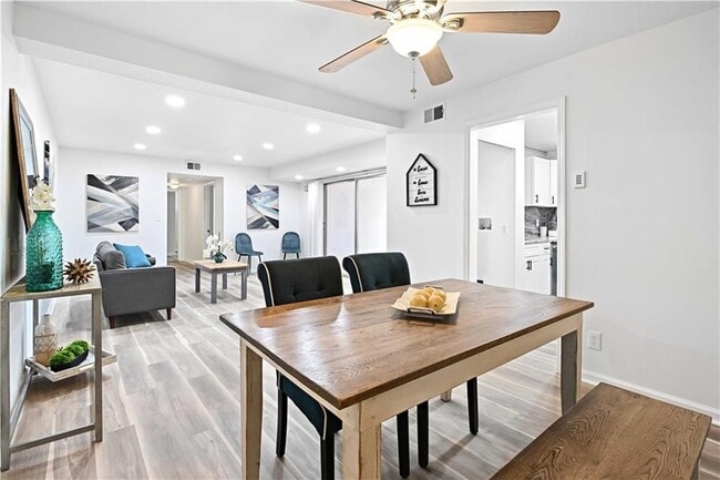 Building Photo - 4300 Roswell Rd NE