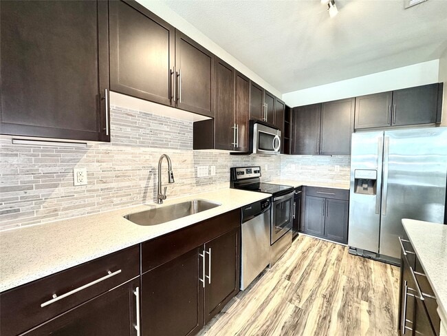 Building Photo - 3788 Richmond Ave.