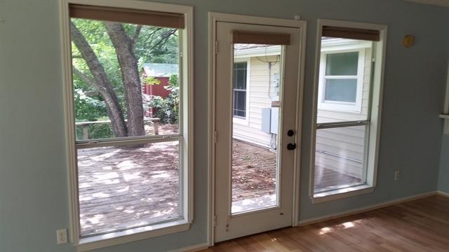 Building Photo - 7472 Love Cir