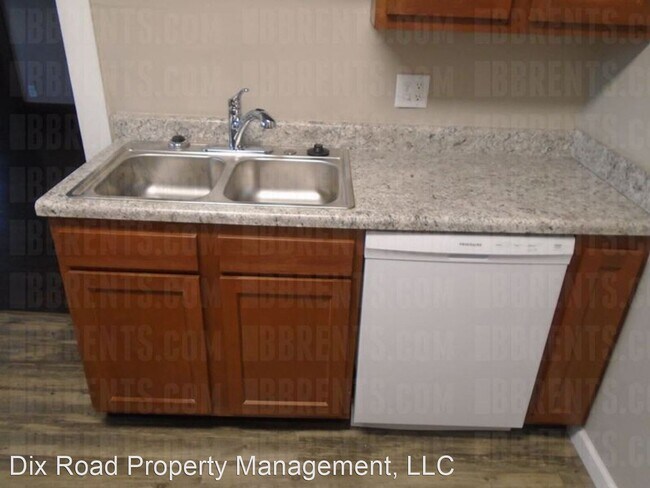 Foto del edificio - 3 br, 1 bath House - 1501 Viola Avenue,