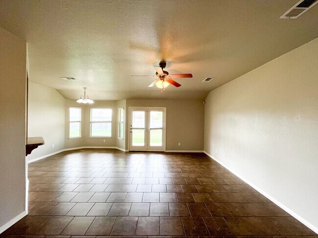 Foto del edificio - Available NOW!!!! This Beautiful 1 story, 4 Bedroom, 2 bath home in Killeen has a lot to offer!  ...