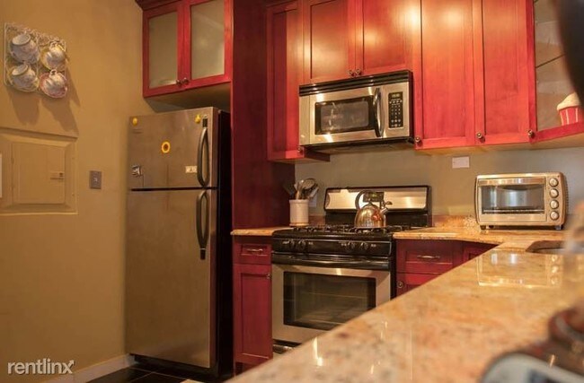 Building Photo - 2 br, 1 bath Apartment - 2419 35th St