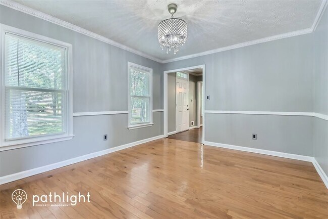 Building Photo - 130 Southwood Court
