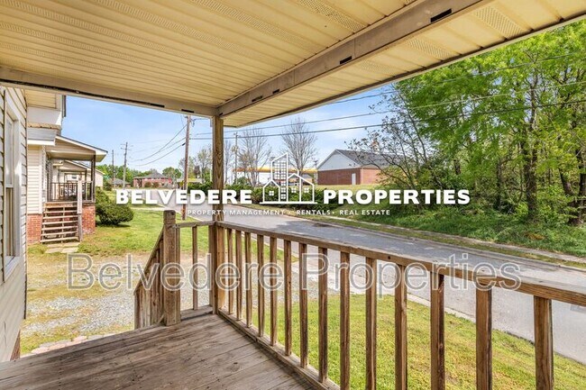 Foto del edificio - 112 S Raleigh St