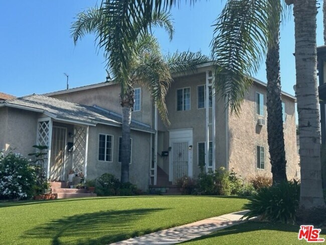 Building Photo - 1708 S Crescent Heights Blvd