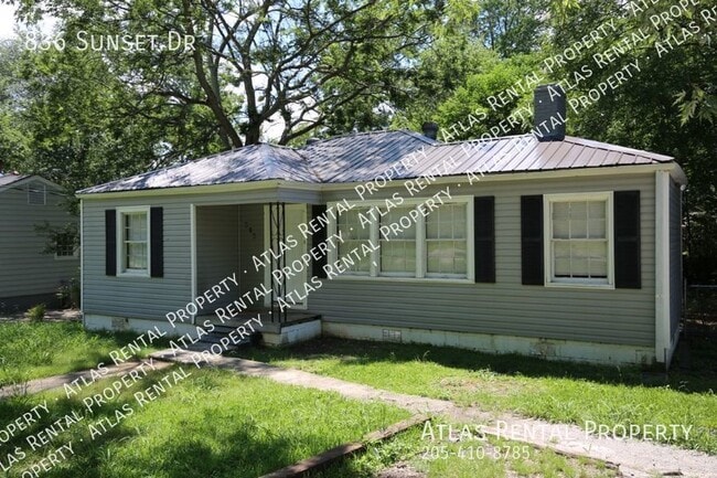 Building Photo - 836 Sunset Dr