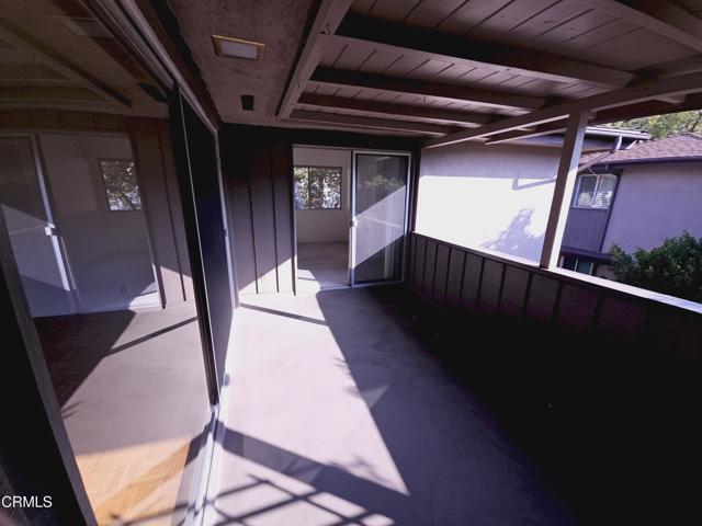 Building Photo - 1066 San Pasqual St