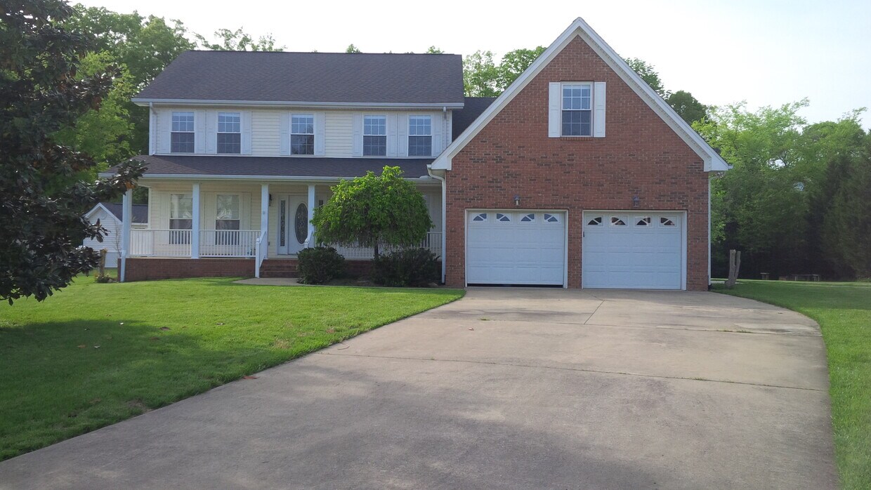 Primary Photo - 7393 Lazy Brook Ct