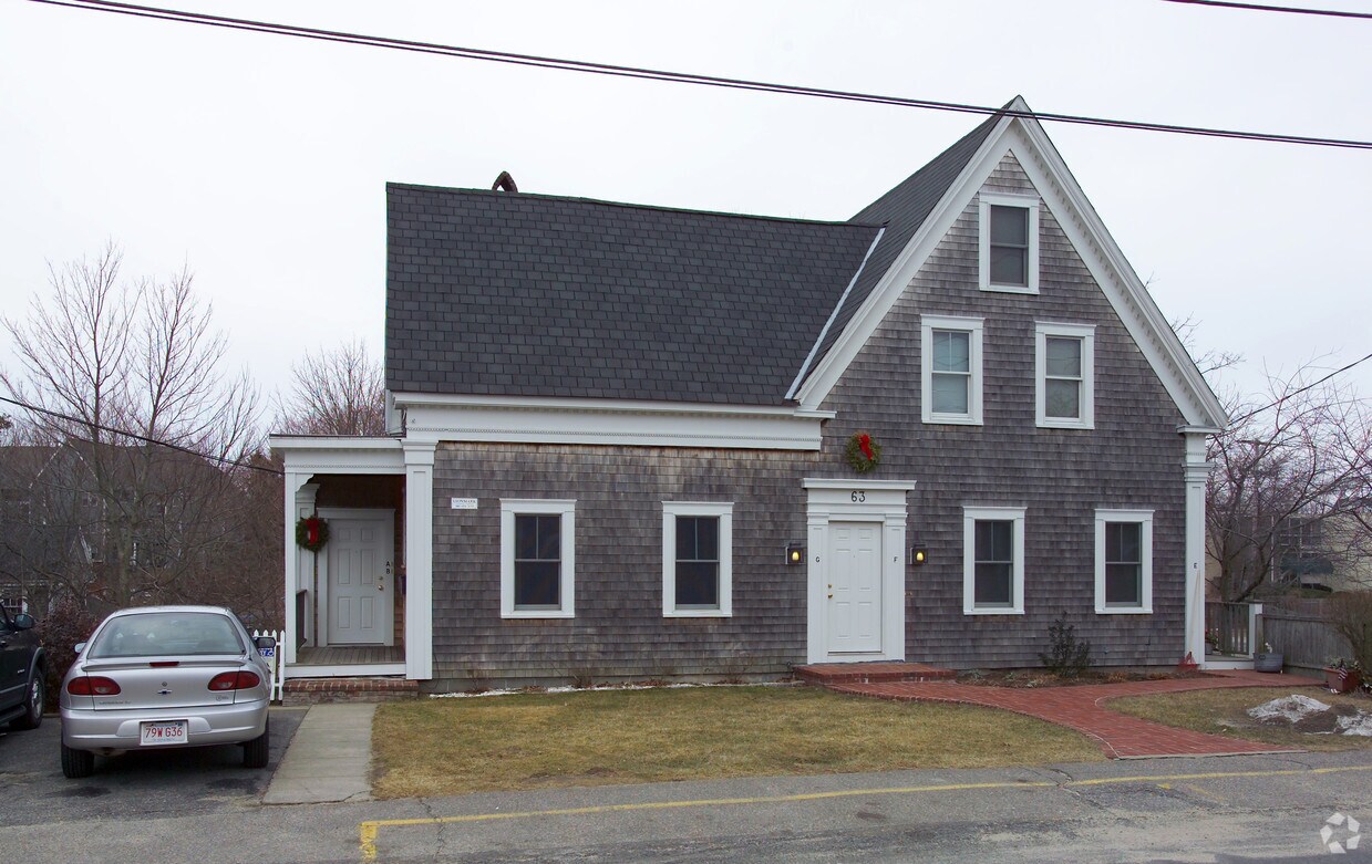 Building Photo - 63 Pleasant St