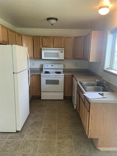 Building Photo - 3810 Tulip St