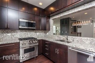 Building Photo - 2045 N Lincoln Park W
