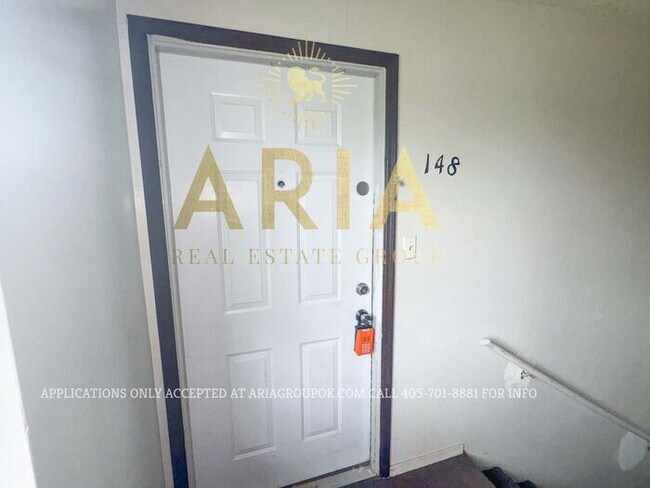 Foto del edificio - Spacious 1 Bed/1 Bath Cottonwood Condo Ava...
