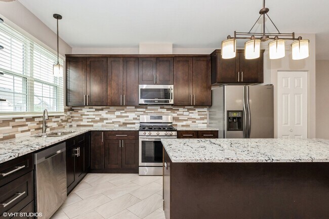 Foto del edificio - 8121 Concord Ln