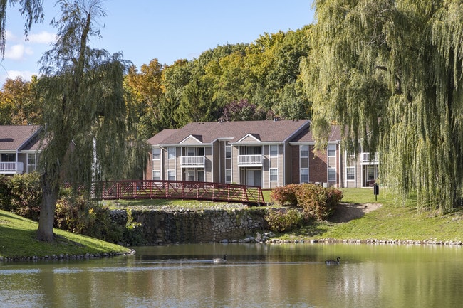 Foto del edificio - Hamptons of Cloverlane Apartments