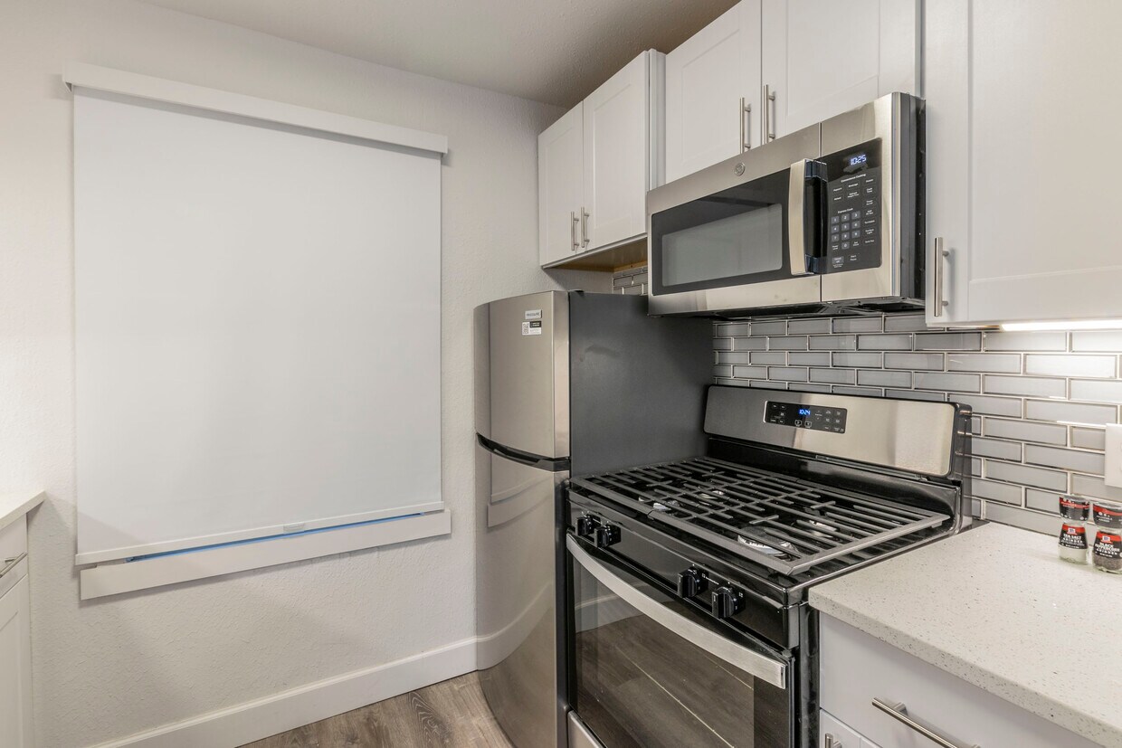 Foto del edificio - 4105 1/2 Avenue G