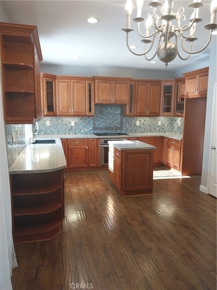 Building Photo - 935 Redtail Dr