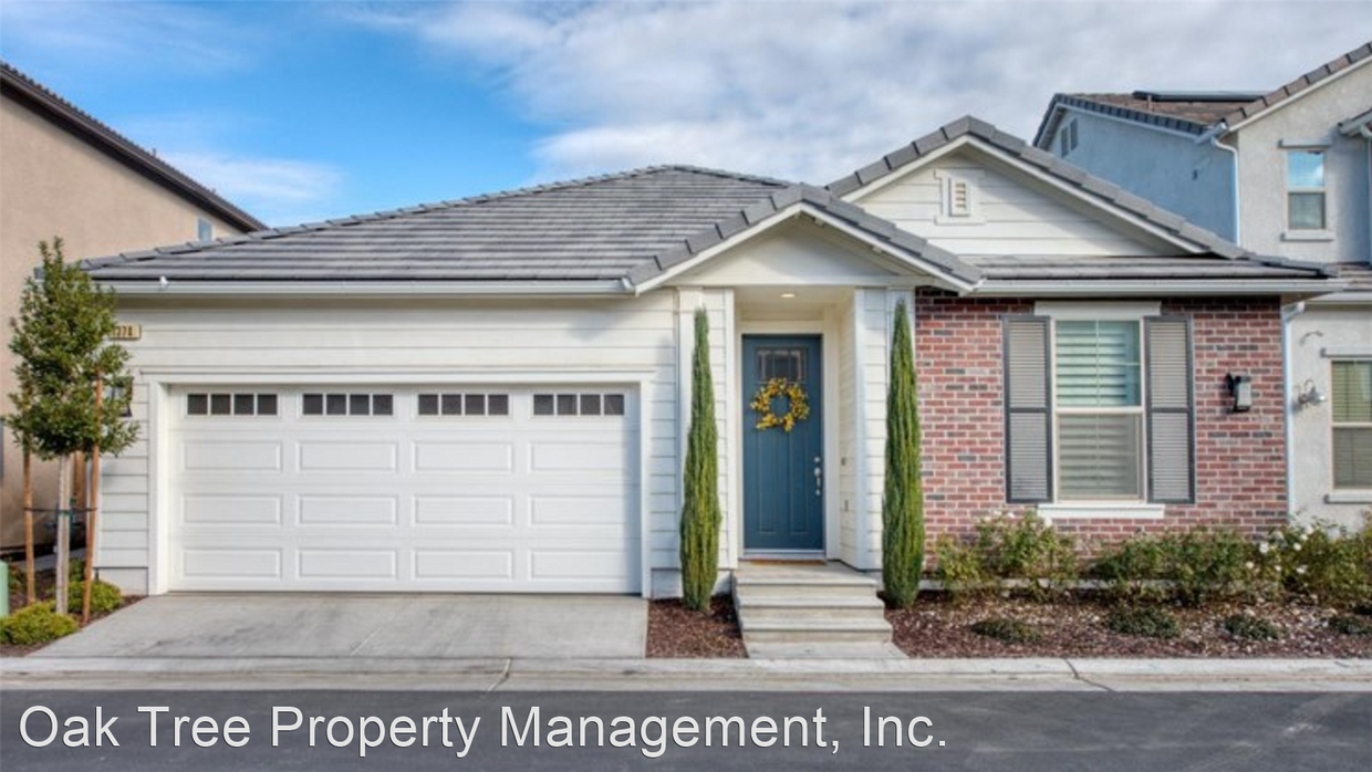 Primary Photo - 3 br, 2 bath House - 1374 E. Via Viola Way
