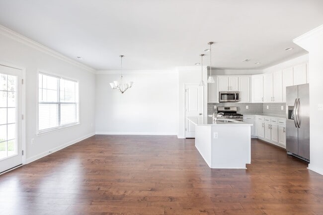 Foto del edificio - Beautiful 3 Bedroom Home on Corner Lot in ...