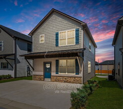 Building Photo - 22 Greenly Ln