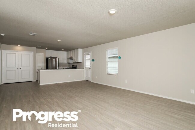 Building Photo - 10554 Varmus Dr