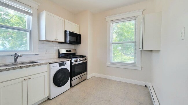 Building Photo - 1204 85th St