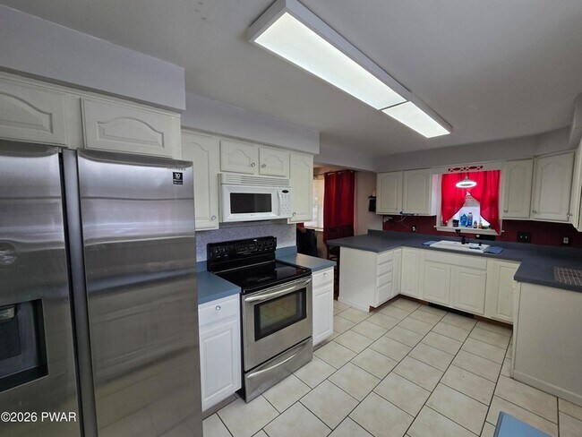 Foto del edificio - 106 Cottage St