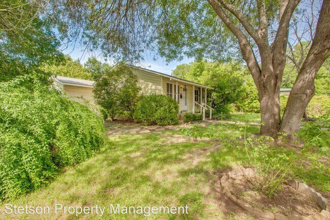 Building Photo - 3 br, 2 bath House - 2419 Forest Avenue