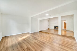 Building Photo - 5825 Fulton Ave