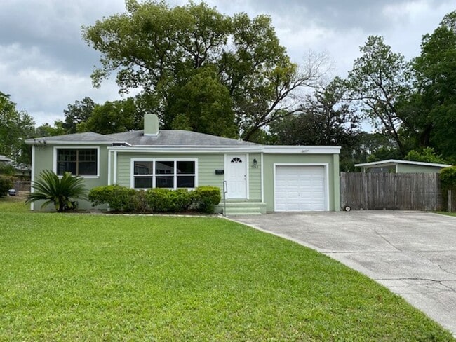 Photo - 5263 Vassar Rd House