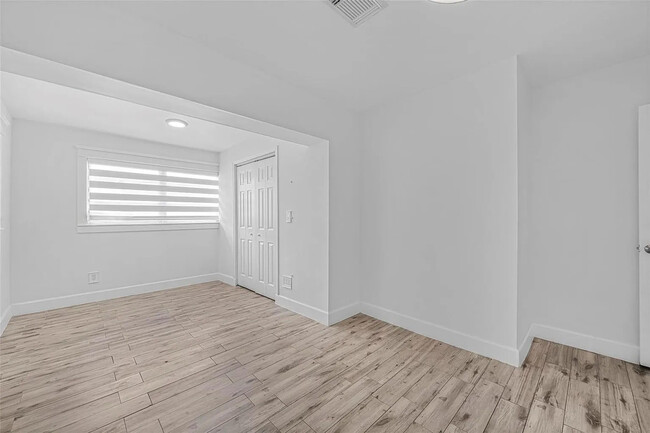 Foto del edificio - 10350 SW 44th St