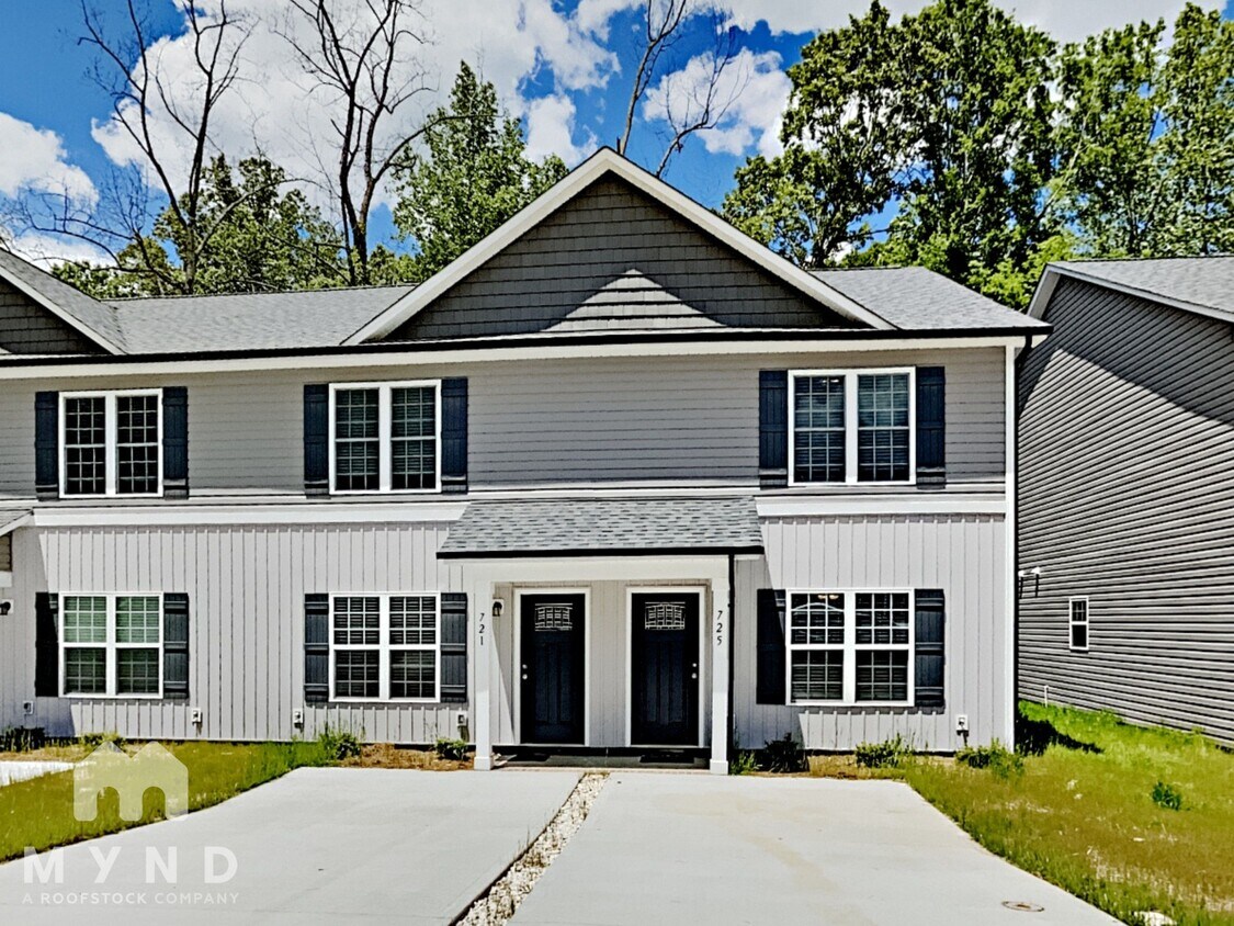 Foto principal - 725 Hillside St