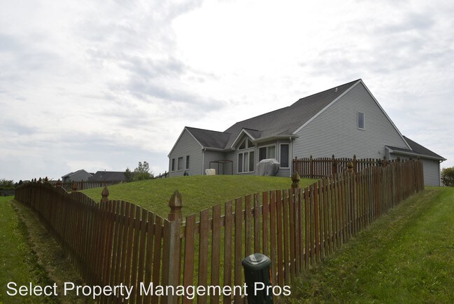 Building Photo - 3 br, 2 bath House - 2702 Ascension Court