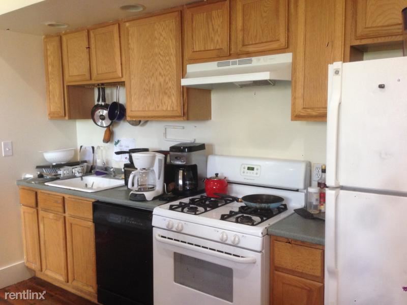 8 br, 3.5 bath - 20 Highgate St # 22A - 8 br, 3.5 bath  - 20 Highgate St # 22A