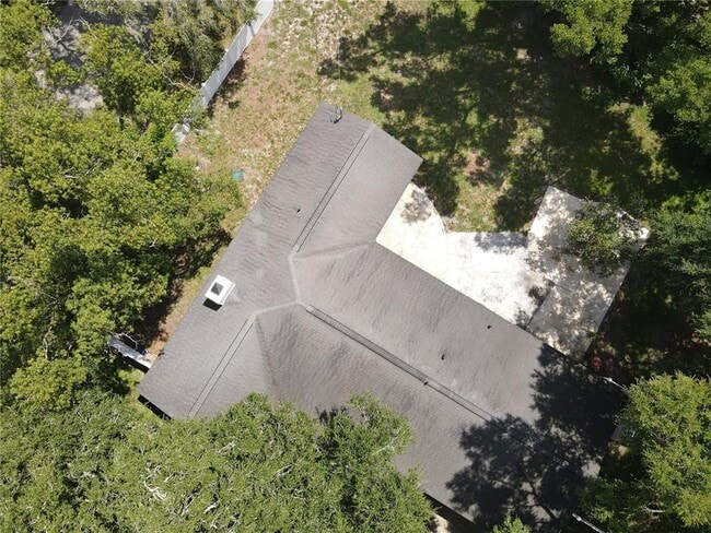 Building Photo - 401 Palm Springs Dr