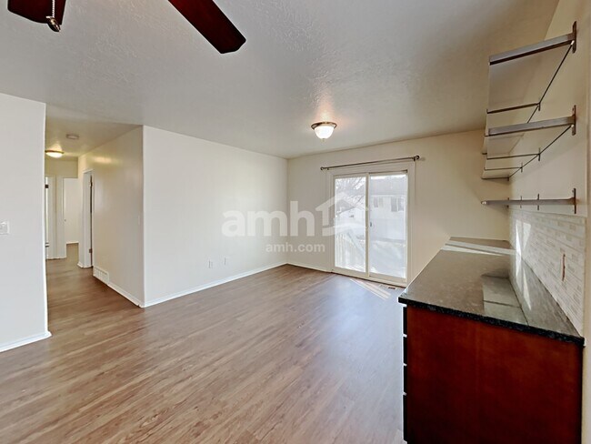 Building Photo - 1174 Princes Circle