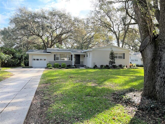 Building Photo - 2714 Easton Terrace