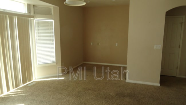 Building Photo - 3192 Hunter Dawn Way