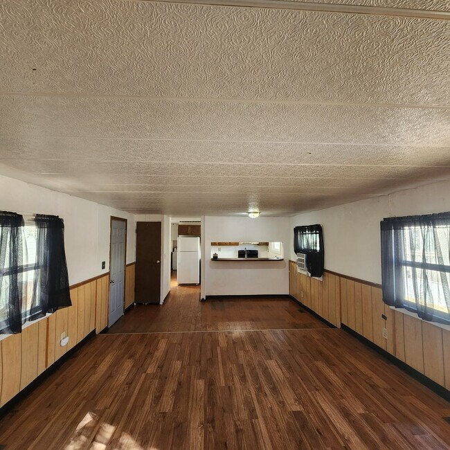 Building Photo - 1700 E K St