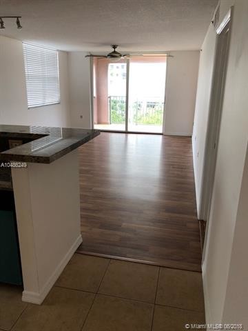 Foto del edificio - 19555 E Country Club Dr
