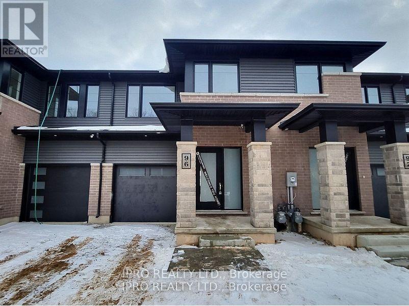 Photo principale - 96 Willson Dr