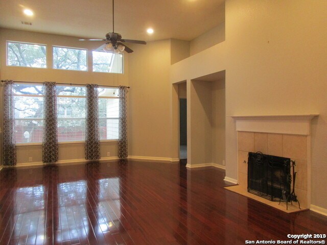 Building Photo - 26123 Lookout Oaks