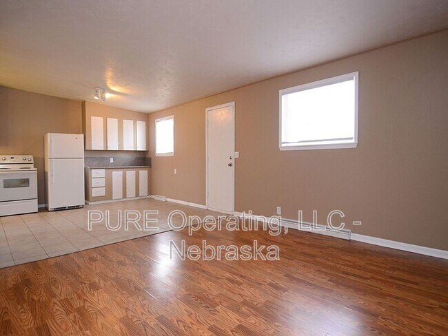 Foto del edificio - 9308 Binney St