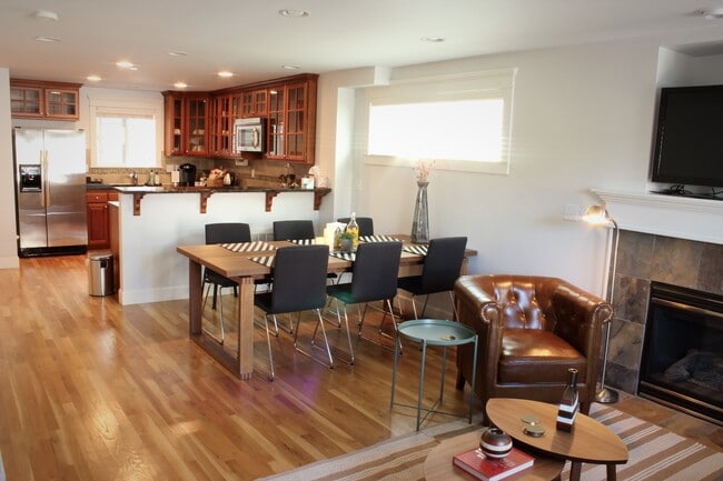 Photo - 2117 8th Ave N House