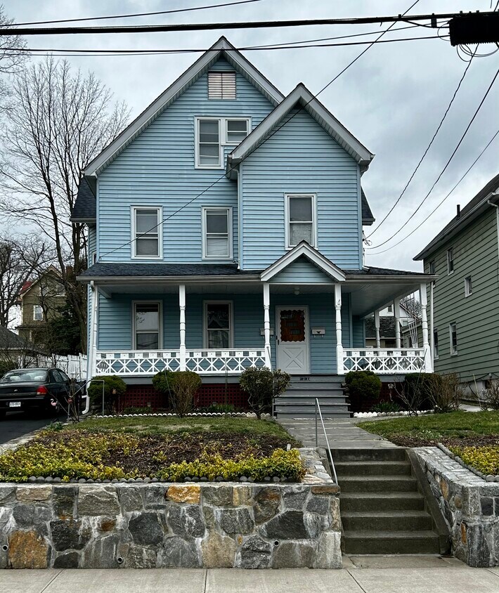 231 Fremont St, Peekskill, NY 10566 Room for Rent in Peekskill, NY
