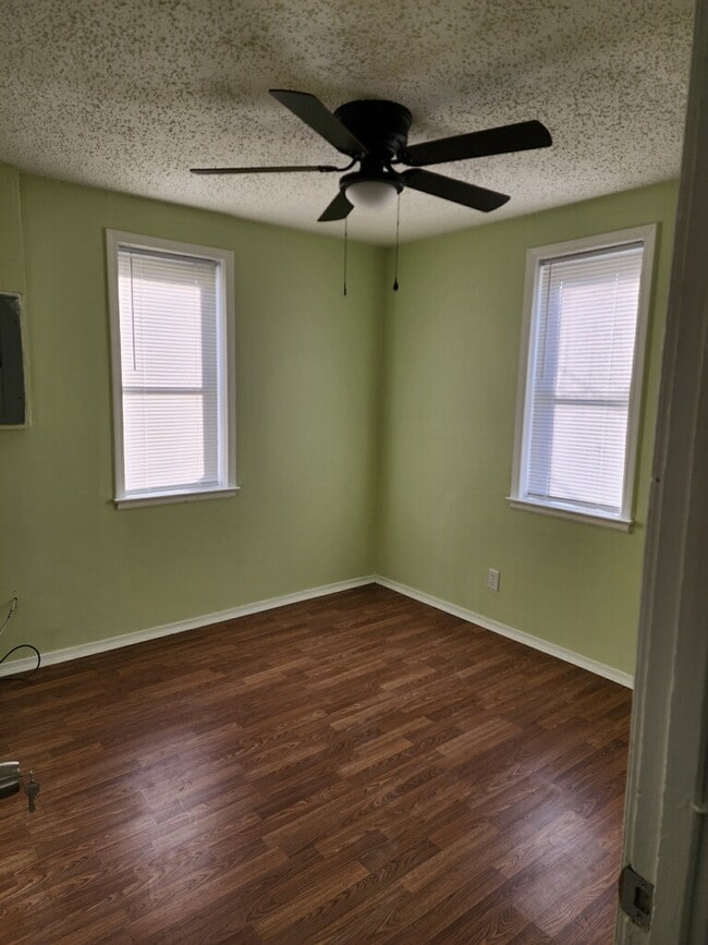 Foto del edificio - 3367 E Tuskegee Cir