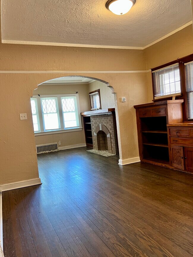 Building Photo - 4645 N 38th St