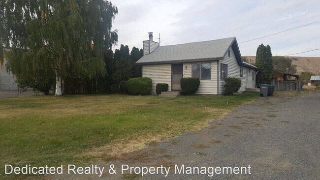 Building Photo - 2 br, 1.5 bath House - 1417 Hathaway St.