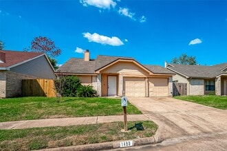 Building Photo - 1490 Hunters Park Dr