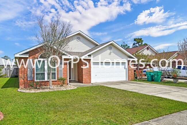 Building Photo - 3 bedroom in Fort Walton!
