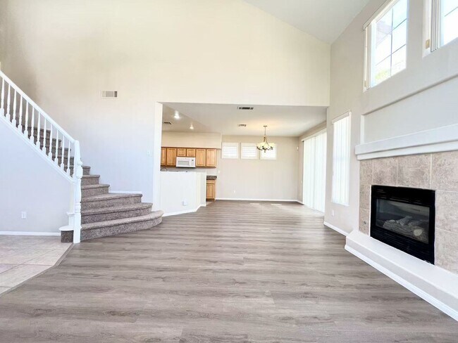 Foto del edificio - Wonderfully two-story single-family property